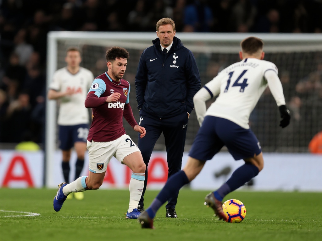 崭露头角 崭露头角